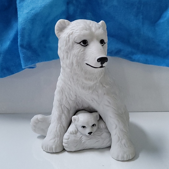 Vintage 1974 Aldon porcelain polar bear - Picture 2 of 8
